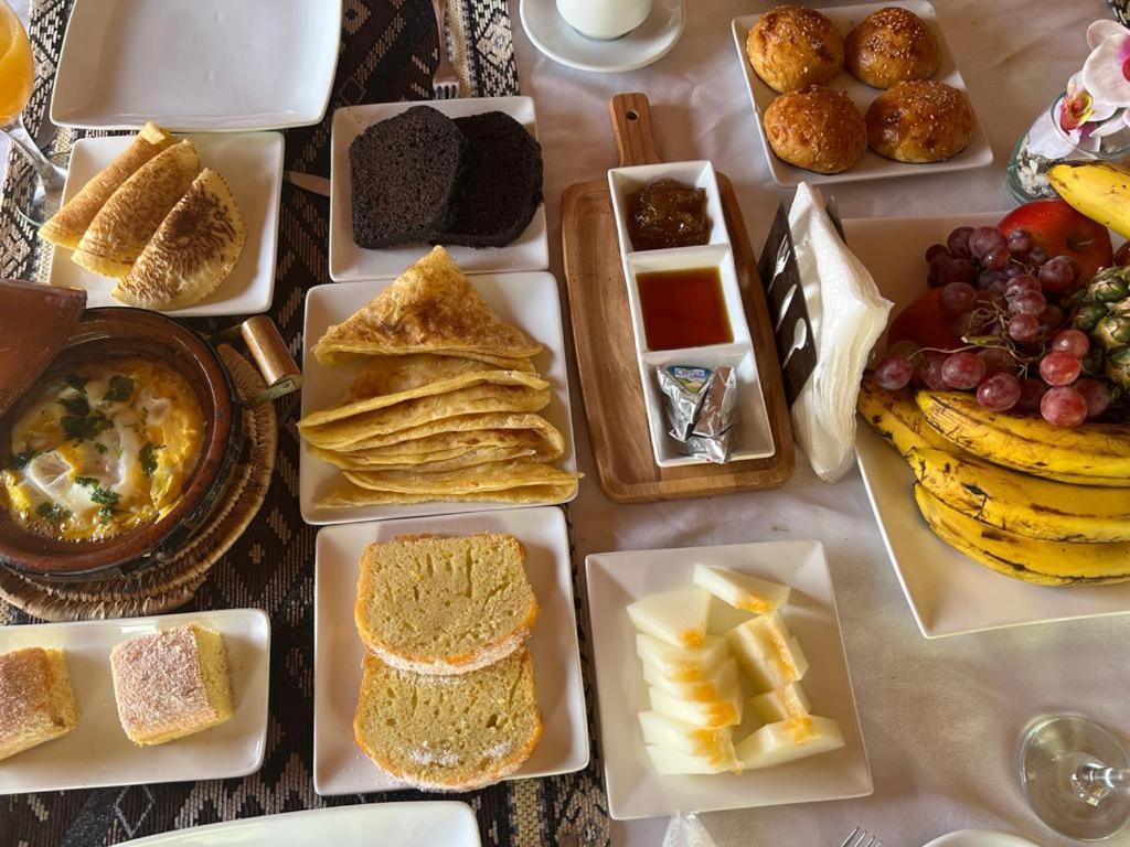 Hotel Merzouga Luxury Tented Camp Exterior foto